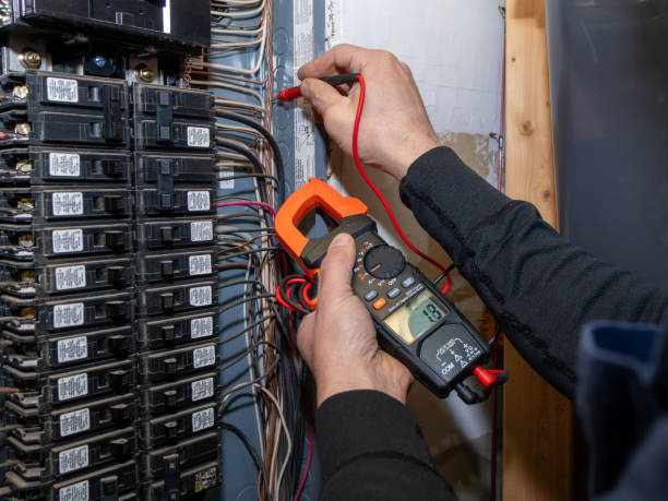 Best Licensed Electrician  in Garnett, KS